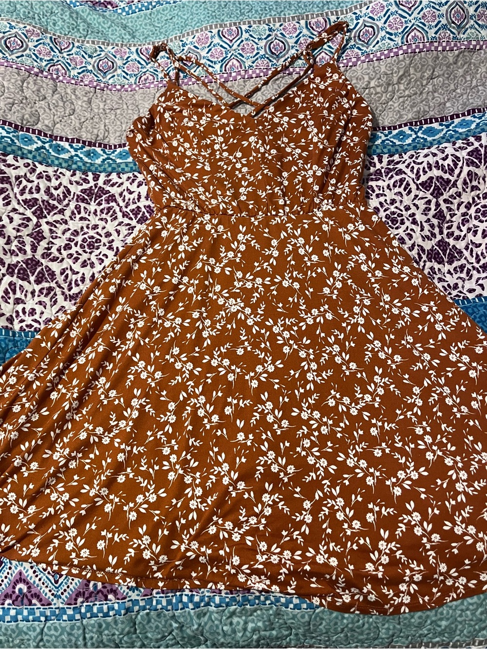 nine britton Rust Brown Floral Midi Dress with Crisscross Straps - Picture 1 of 3